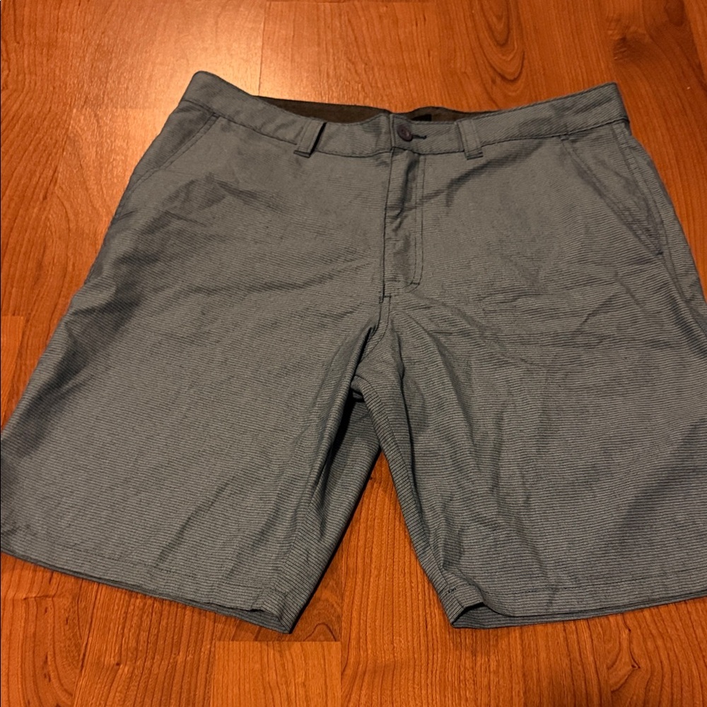 O'Neill Men's Blue Flat Front Shorts